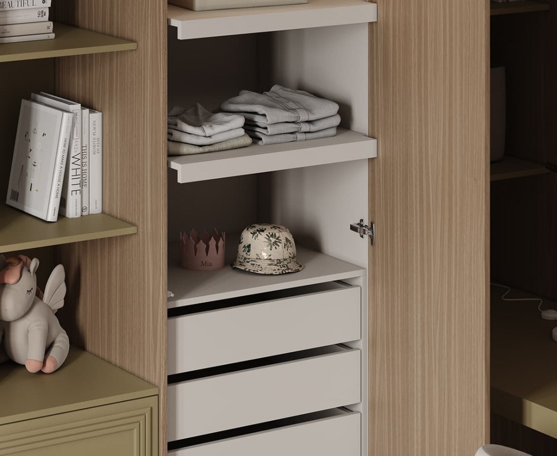 ГАРДЕРОБНЫЙ ШКАФ 21